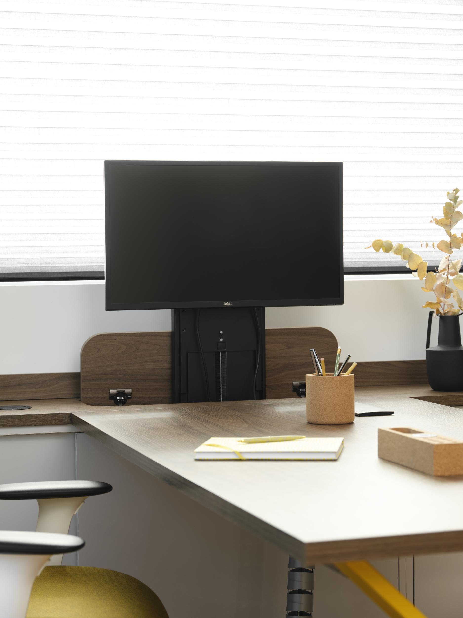 ARCHEA_SHOWROOM_BUREAU PRO_ECRAN_GIF 02