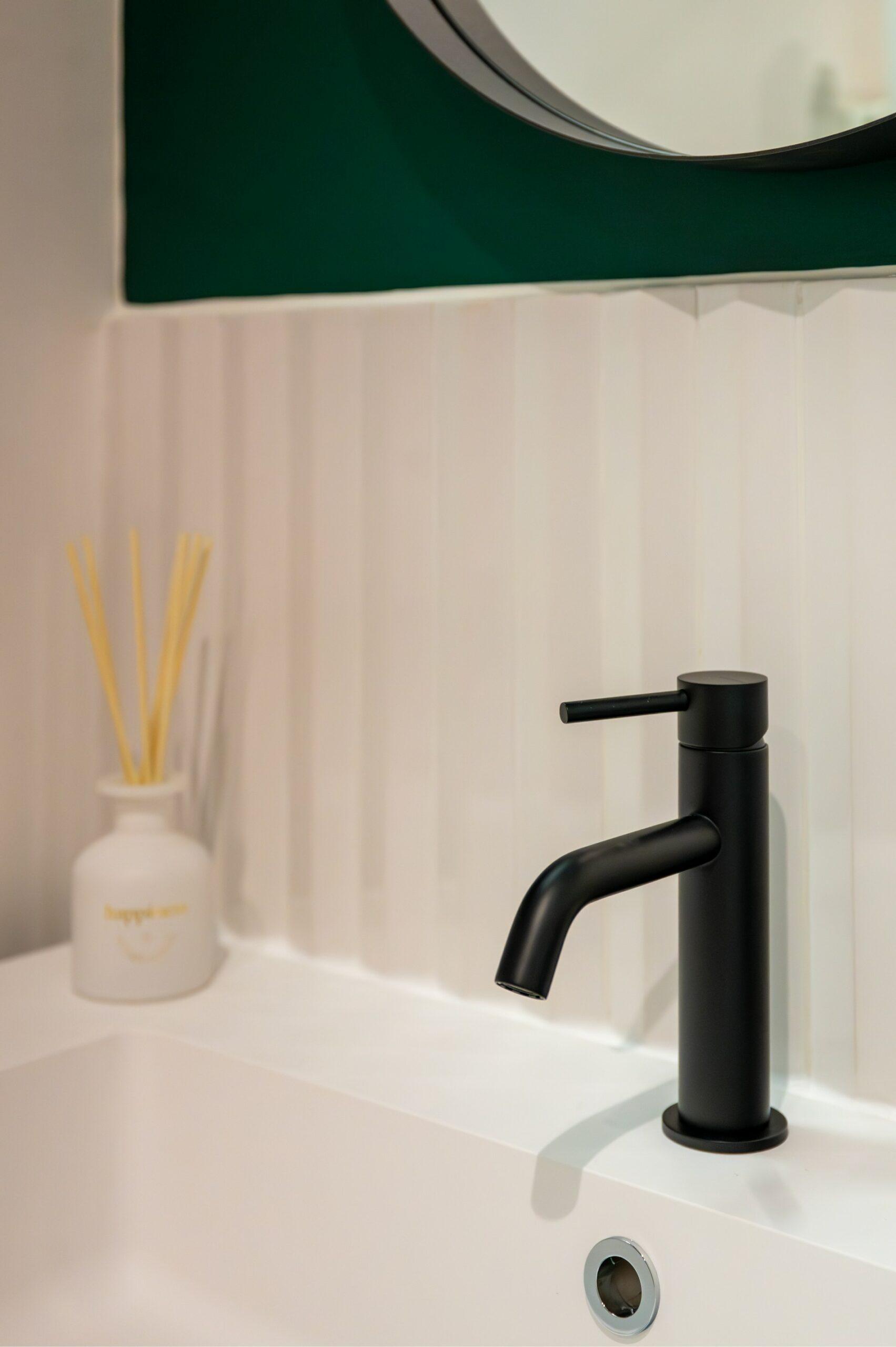 Maison-CAHUZAC4992-Avec-accentuation-NR Melinda Borderie salle de bain sur mesure